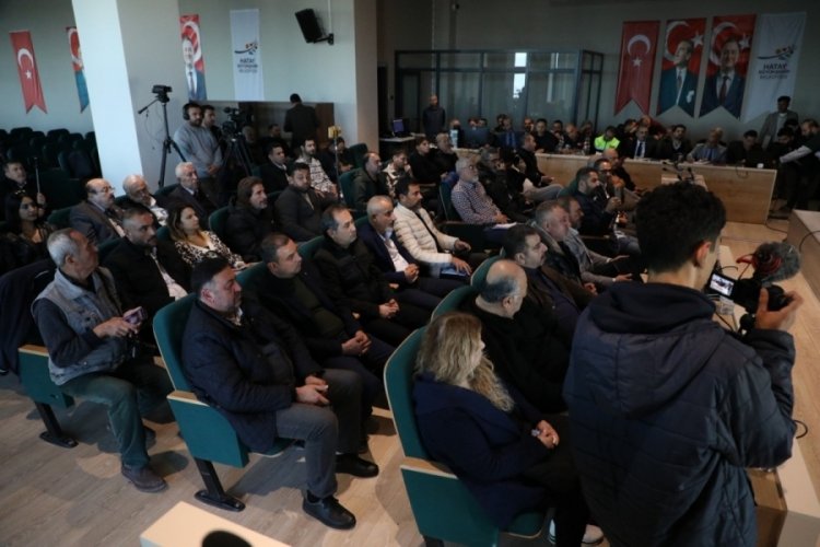 Depremin 300'&uuml;nc&uuml; g&uuml;n&uuml;nde, Hatay masaya yatırıldı