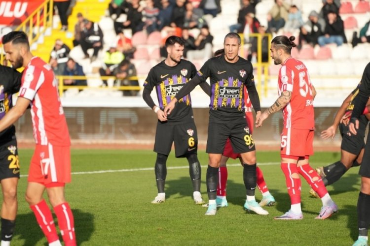 Boluspor  Ey&uuml;pspor'a 3-0'lık skorla mağlup oldu
