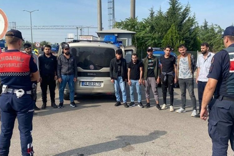 Edirne'de operasyon! 308 ka&ccedil;ak g&ouml;&ccedil;men ve 6 organizat&ouml;r yakalandı