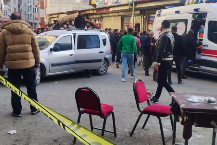 Iğdır'da ortalık savaş alanına d&ouml;nd&uuml;: 9 yaralı