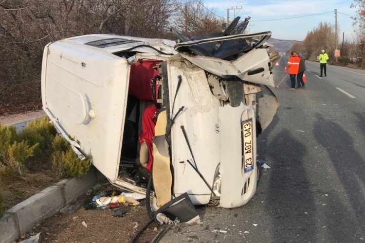 Elazığ'da trafik kazası: 4 yaralı
