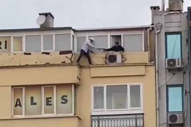 İstanbul'da klima tamiri yapan iş&ccedil;i g&uuml;venlik &ouml;nlemi almadan &ccedil;alıştı