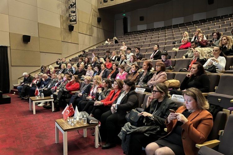 Bursa'da kadın işg&uuml;c&uuml; ve istihdamı konuşuldu