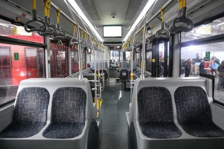 İBB tarafından hizmete alınan metrob&uuml;sler i&ccedil;in t&ouml;ren d&uuml;zenlendi