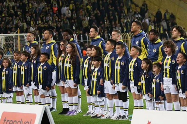 Fenerbah&ccedil;e'de Crespo devam edemedi