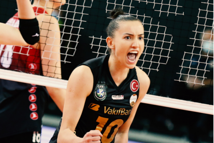 Gabi Guimaraes yılın en iyi voleybolcusu se&ccedil;ildi