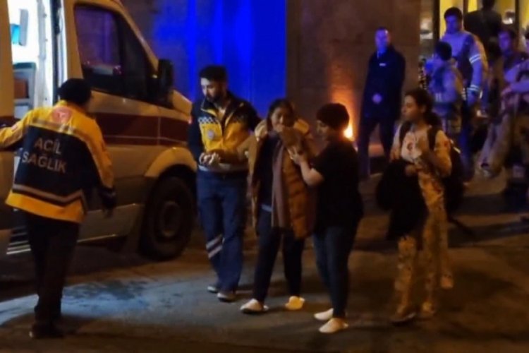 İstanbul'da otelde yangın!