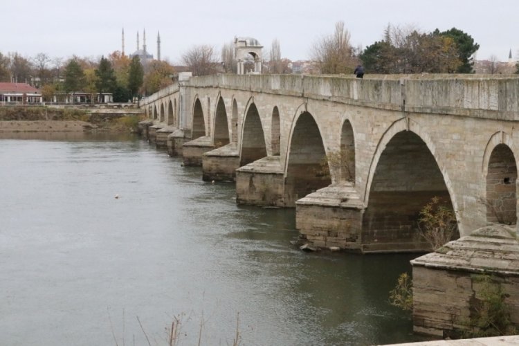 Yağışlar Trakya'daki nehirlerin debilerini artırdı