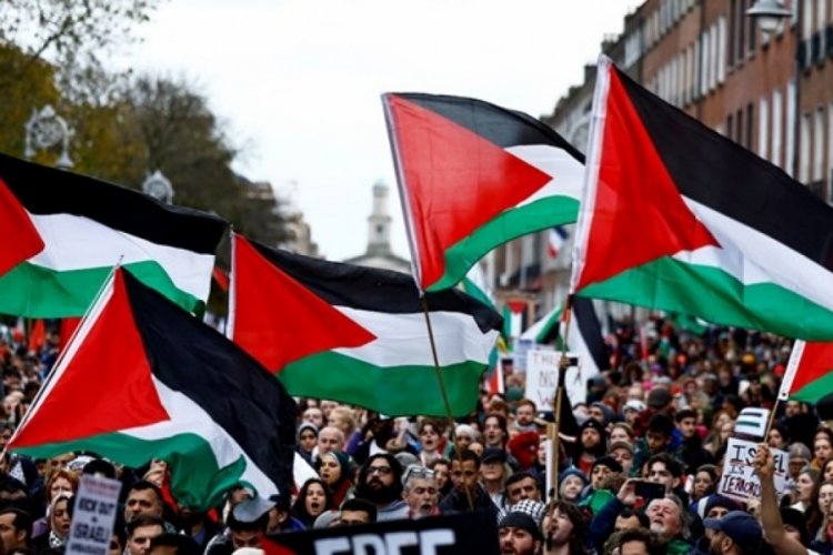 Dublin'de Filistin bayrağı göndere çekilecek