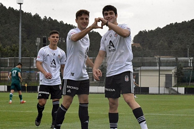 Beşiktaş'ta 2 imza birden! TFF'ye bildirildi