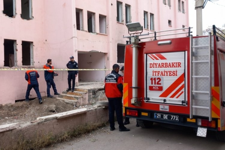 Diyarbakır'da 'Bebek atıldı' ihbarıyla bodrumdaki su boşaltılıyor!