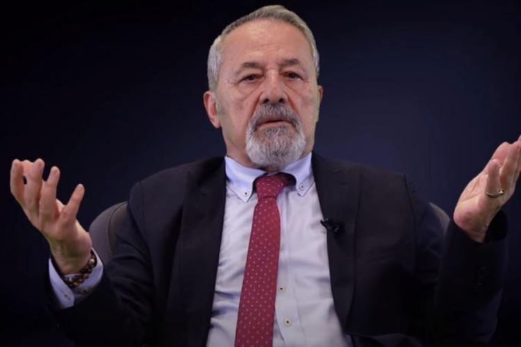 Naci G&ouml;r&uuml;r: Y&ouml;neticilerden talep ediyoruz