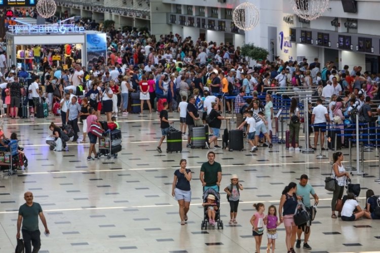 Antalya turizminde t&uuml;m zamanların rekoru!