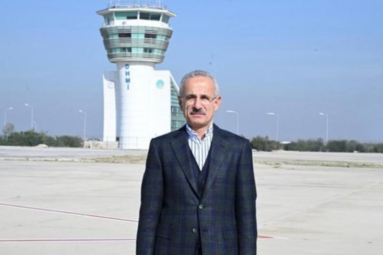 Bakan Uraloğlu a&ccedil;ıkladı! Seyahat eden yolcu sayısı 199 milyonu ge&ccedil;ti