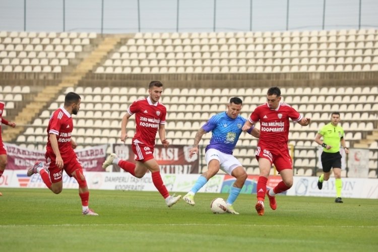 Bandırmaspor, Somaspor'u 3-1 yendi