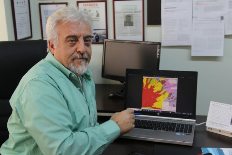 7.2'lik deprem senaryosu yapılan b&ouml;lge peş peşe sallandı!