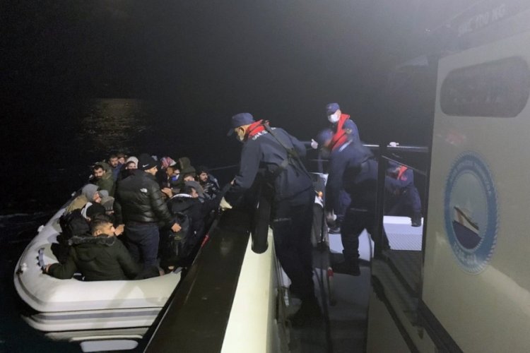 Muğla'da 33 d&uuml;zensiz g&ouml;&ccedil;men kurtarıldı
