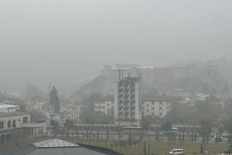 Gaziantep'te yoğun sis etkili oldu