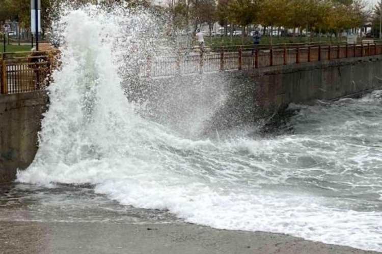 Marmara Denizi'nde yarın fırtına bekleniyor