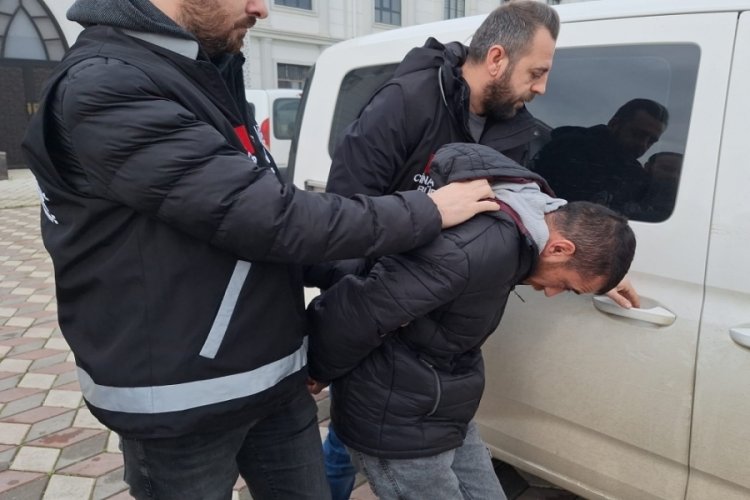 Kocaeli'deki bı&ccedil;aklı kavgada cinayet ş&uuml;phelisi adliyeye sevk edildi