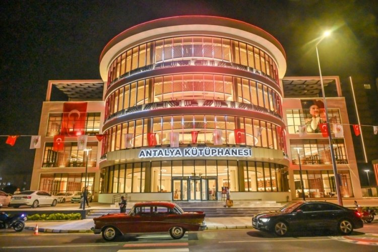 Antalya'ya dev k&uuml;t&uuml;phane