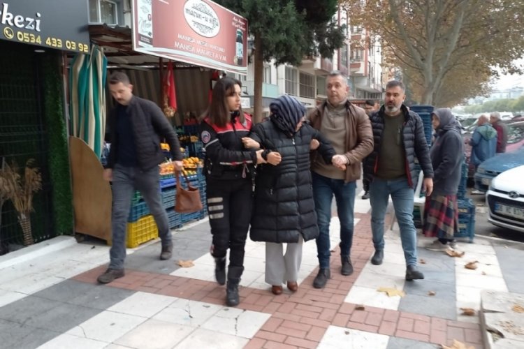 Manisa'da intihar girişimindeki kadını polis ekipleri kurtardı!