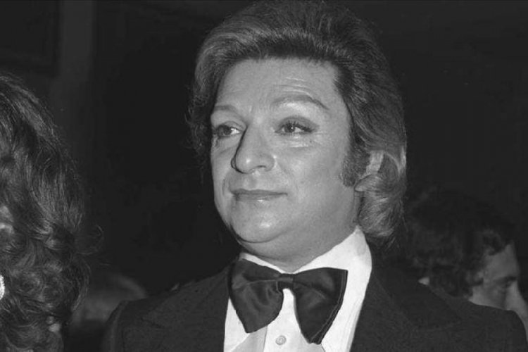 Zeki M&uuml;ren'e yapay zek&acirc;lı 92. yaş klibi!