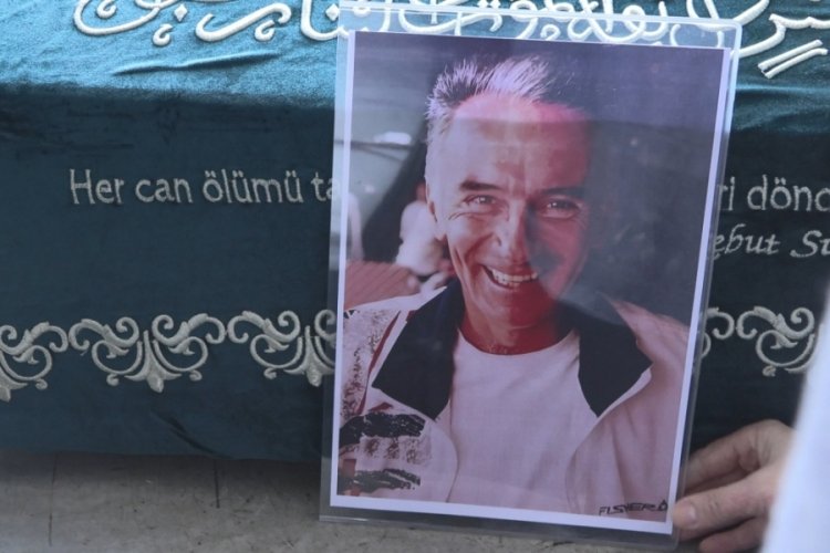 Apaşlar'ın gitaristi Yal&ccedil;ınkaya T&uuml;may son yolculuğuna uğurlandı