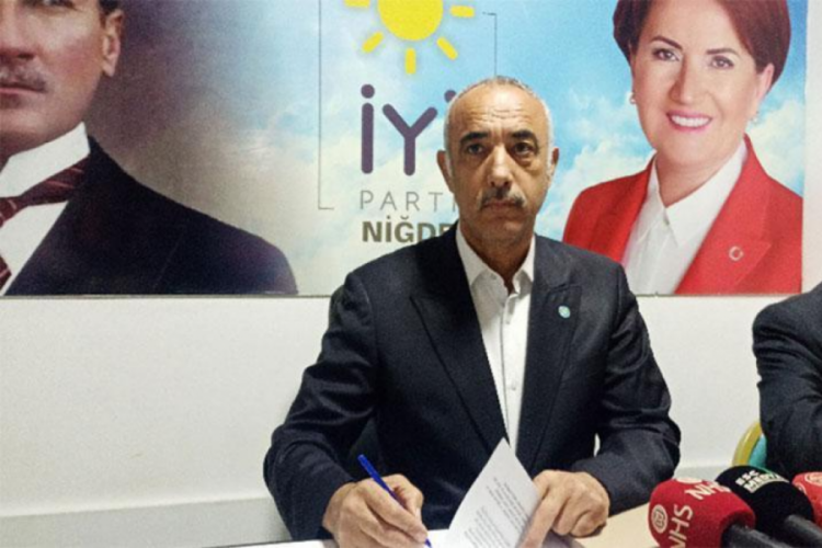 İYİ Parti'de bir isim daha istifa etti!