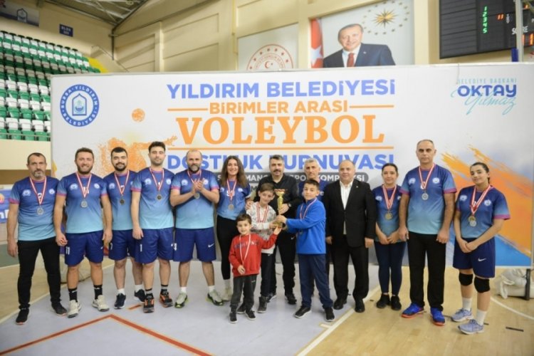Bursa'da geleneksel birimler arası voleybol turnuvası sona erdi