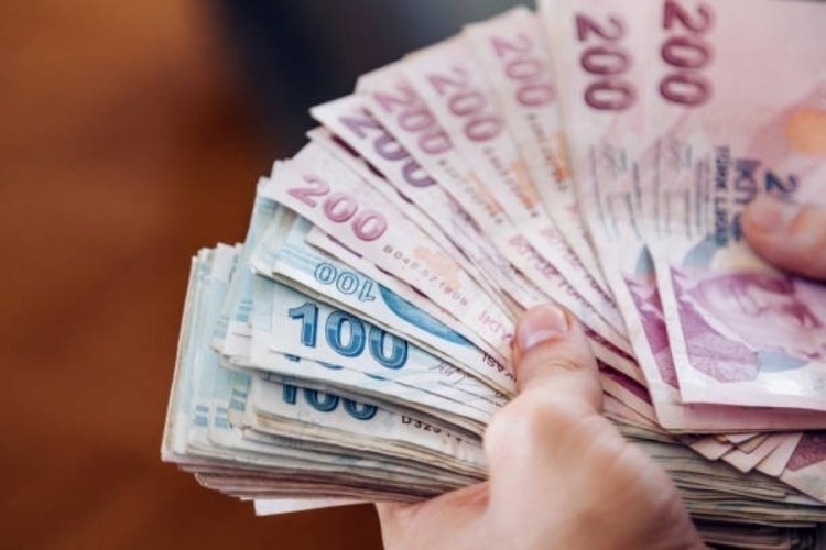 Yeni yılda ge&ccedil;erli olacak asgari &uuml;cret i&ccedil;in s&uuml;re&ccedil; başlıyor