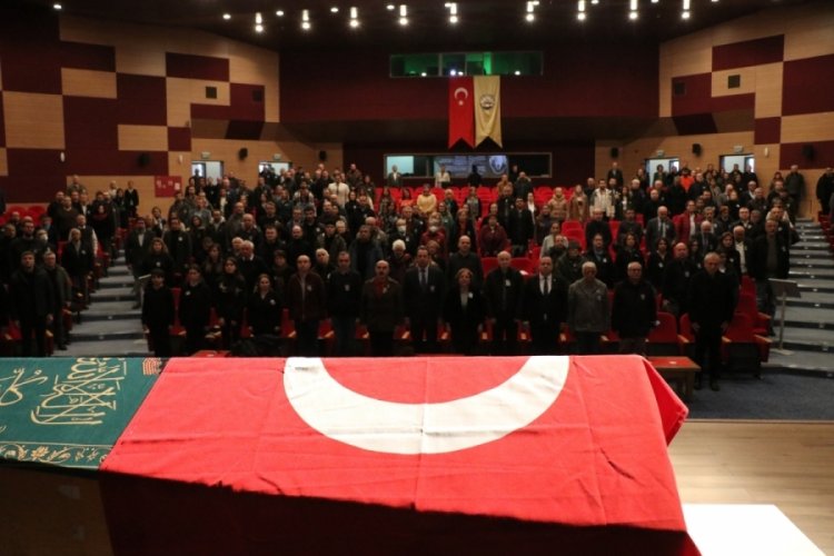 Akademisyen Prof. Dr. Recep Mesut son yolculuğuna t&ouml;renle uğurlandı