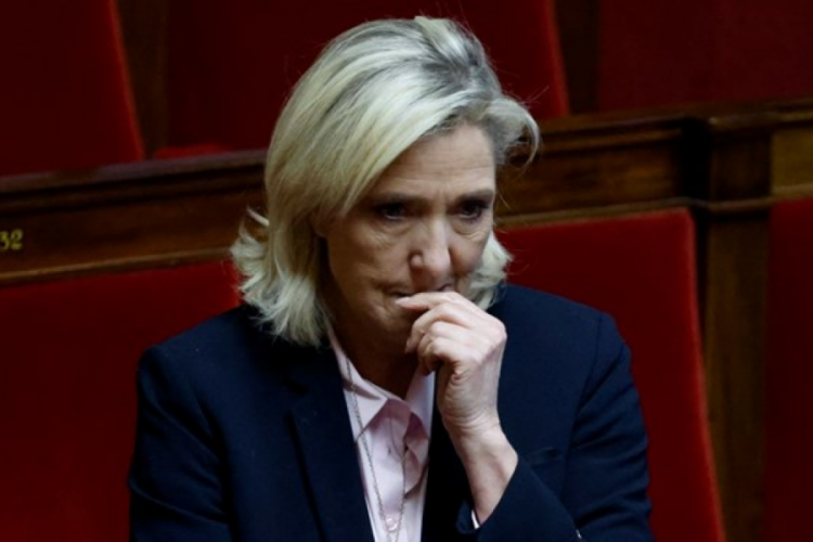 Marine Le Pen, AB fonlarını zimmetine ge&ccedil;irmekten yargılanacak