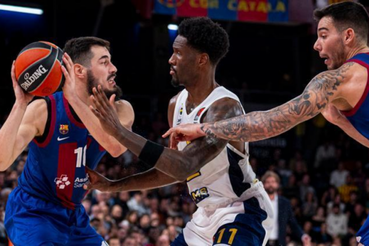 Fenerbah&ccedil;e Beko, Barcelona'ya mağlup oldu