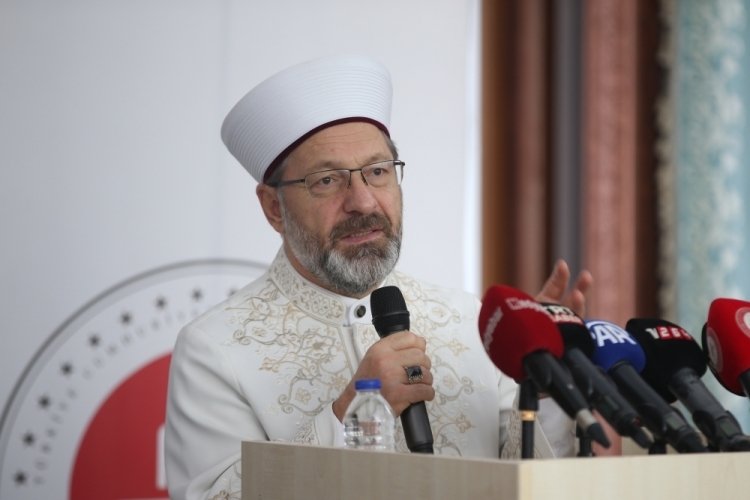 Ali Erbaş, Sakarya'da kurra hafızlık icazet t&ouml;renine katıldı