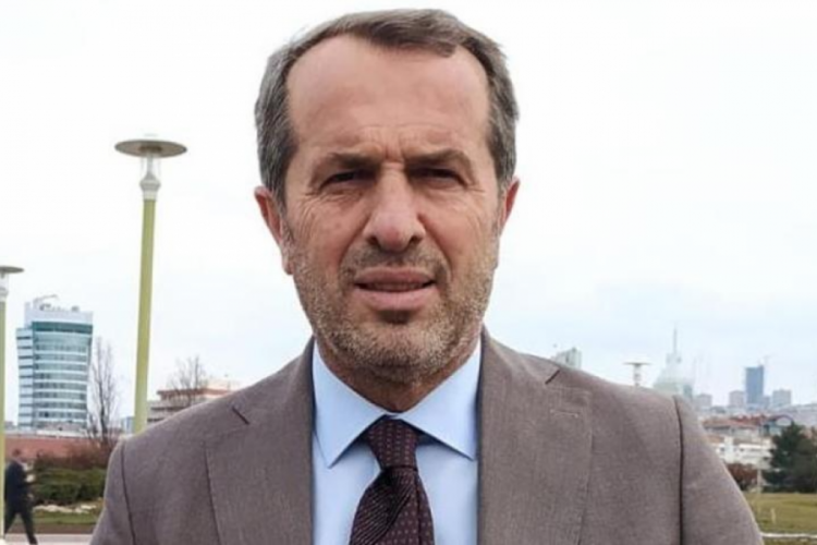 Saffet Sancaklı'nın istifası istendi!