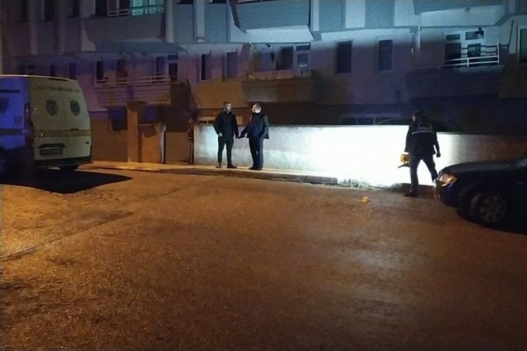 &Ccedil;orum'da bir ev pompalı t&uuml;fek ile kurşunlandı