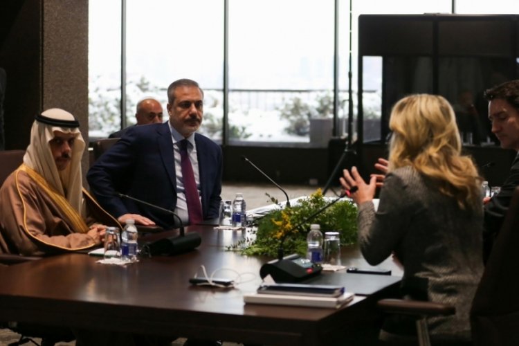 Dışişleri Bakanı Hakan Fidan, Kanada Başbakanı Trudeau ile g&ouml;r&uuml;şt&uuml;