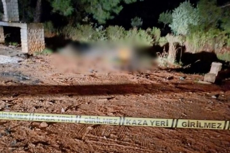Eşinden ayrılan adam kendini yaktı