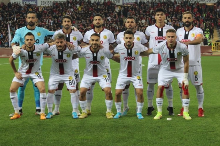 Eskişehirspor şampiyonluk yolunda rakip tanımıyor