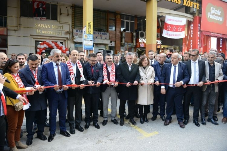 Bursa Sivaslılar Yardımlaşma ve Dayanışma Derneği a&ccedil;ıldı
