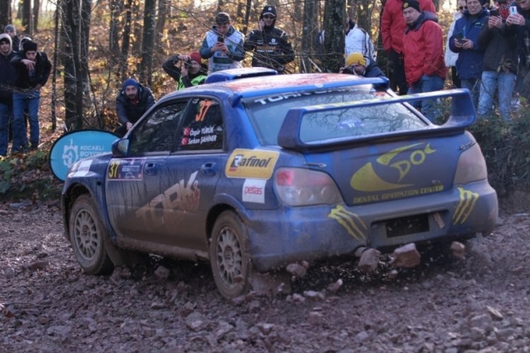 Kocaeli Rallisi nefes kesti