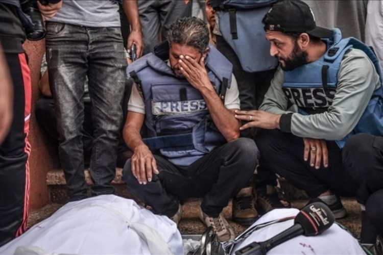 Gazze'de &ouml;len gazetecilerin sayısı 86 oldu