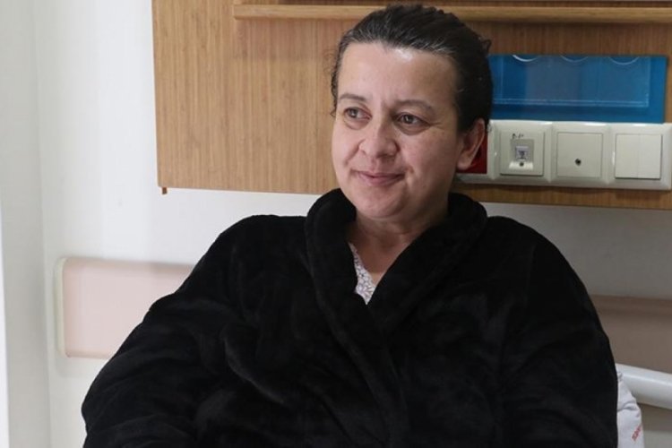 Karnının b&uuml;y&uuml;mesinden dolayı kilo aldığını d&uuml;ş&uuml;nd&uuml;! Hastanede hayatının şokunu yaşadı