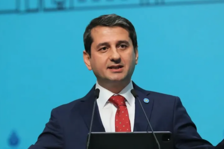 İBB İYİ Parti Grup Başkanvekili İbrahim &Ouml;zkan istifa etti!