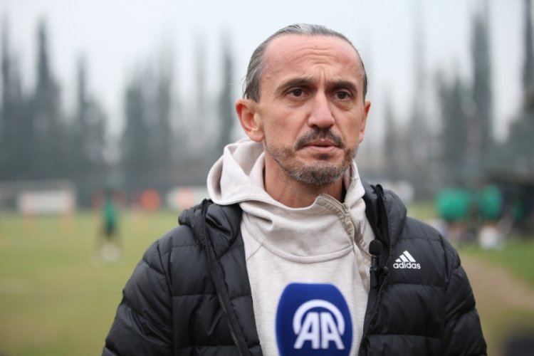 Sakaryaspor Teknik Direkt&ouml;r&uuml; Şanlı, hakem Meler'e yapılan saldırıyı kınadı