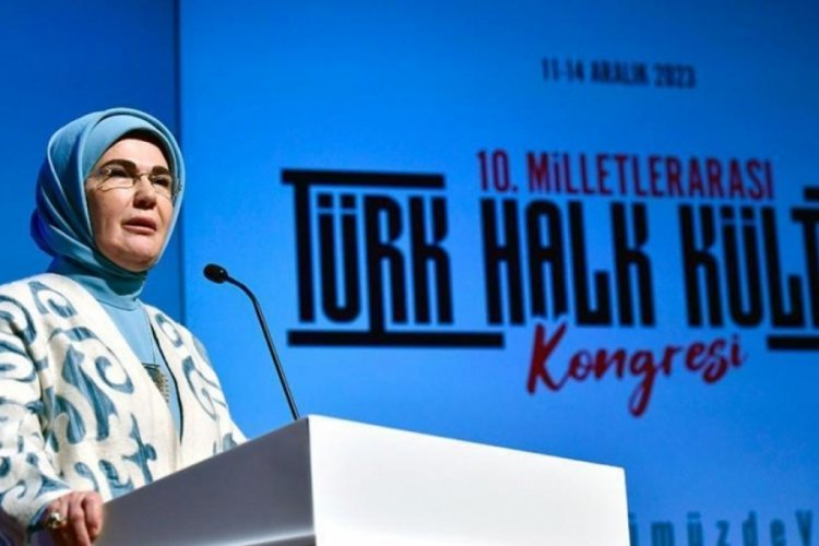 Emine Erdoğan'dan 'T&uuml;rk Halk K&uuml;lt&uuml;r&uuml; Kongresi' paylaşımı!