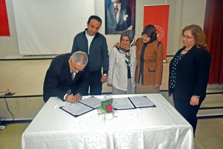 Bursa'da 300. koruyucu aile programı
