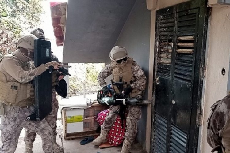 Antalya'da eş zamanlı narkotik operasyonu başlatıldı