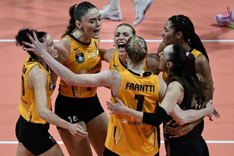 Vakıfbank galibiyetle başladı
